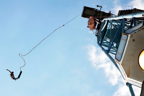 Bungee Jumping Hafenkran Hamburg