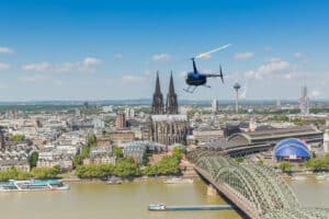 Hubschrauber-Rundflug über Köln