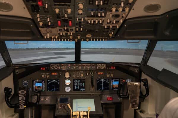 Flugsimulator Boeing B737 Frankfurt am Main (30 Min.)