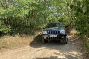 Geländewagen offroad fahren (Jeep Cherokee Grand) Großmehring