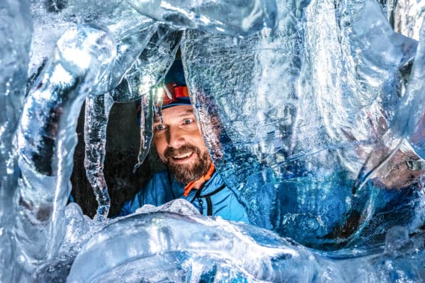 Tour durch den Natureispalast im Hintertuxer Gletscher