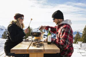 Fondue Deluxe im Iglu Davos