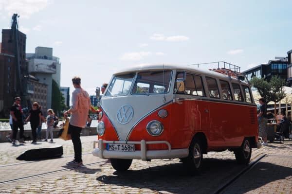 VW Bulli Stadtrundfahrt in Münster für 2